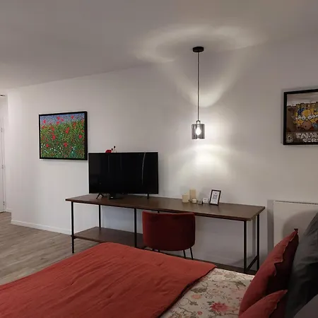 Urbs Sud דירה אמיינס