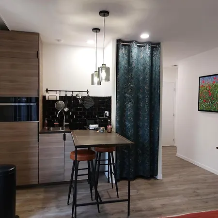 Urbs Sud דירה אמיינס