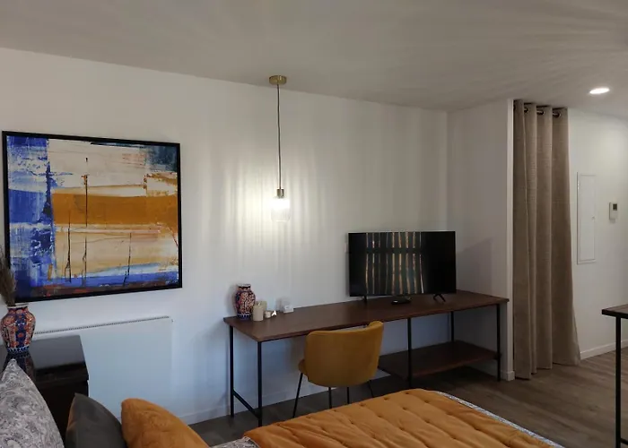 Urbs Sud Apartment *